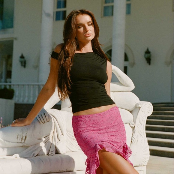 NWOT Princess Polly Beller top black - Picture 2 of 3